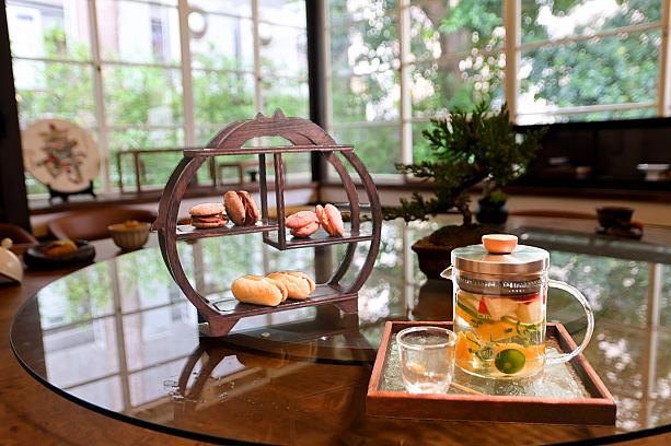 中正紀念堂近くにあったカフェ「CAFE de GEAR」を覚えているでしょうか？雰囲気がいいだけでなく、スイーツやドリンクもレベルが高かったんです。そんな「CAFE de GEAR」を手掛けていたチームが「輝室 pān-toh」を運営しているから、「食」も大いに期待していいんです！