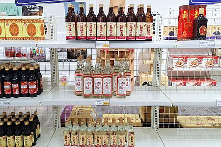 調理酒(米酒)もスーパーなどでは見かけないものも多くて、色々買いたくなっちゃう！
