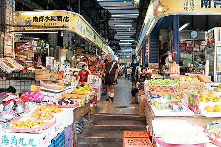 鴨母寮市場