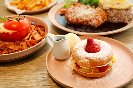 パスタやスイーツも見た目もかわいくってマル！新鮮野菜をふんだんに使っているから、たくさん食べてもヘルシーなんです♪