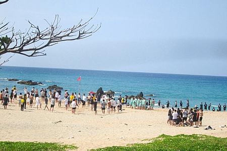 途中には小さな美しい浜が数か所ありました