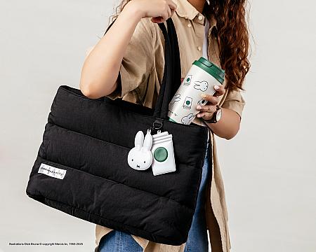バッグとぬいぐるみのサイズ感はこんな感じ！結構大きめです♡