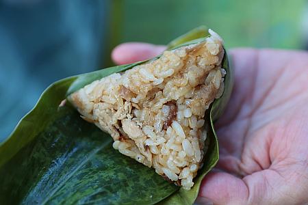 台湾人的「内湾老街」で食べるべきものといえば……「野薑花粽」！