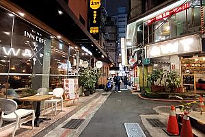 MRT「西門」駅出口6を出て成都路をまっすぐ進み、成都路27巷を右折して少し進むと、右手の地下にお店があります。行き方は結構シンプルなのですが、小道であるということと、地下なのであまり目立ちません。
