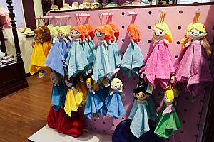 人魚グッズがたくさんあって、どれにしようか迷いましたが……