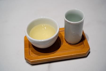 ミシュランガイドにも掲載された台北の茶葉専門店「長順茗茶」も南台湾初出店です。店頭で試飲もできちゃいます。