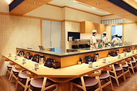 同じネタを同一条件で2つ以上注文したい場合、1回ごとにネタ選びをするのがポイント。個数を入力するためのボタンがないのでここだけ注意してください(うっかり「ー」を押すと入力内容が消えてしまいます)。とはいえ、難しいことは1つもありませんので現地ですぐに慣れます！では、おすすめをご紹介します～。