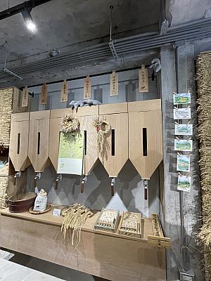他にもこの地区で獲れる和禾米や地産商品を取り扱っていて、2階はお洒落カフェのような雰囲気になっています。現在カフェとしての営業はしていないとのことでしたが、とても素敵な空間だったので有効利用を希望！休憩としての利用はOKだそうです