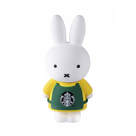 スターバックスパートナーになり切っているミッフィーちゃん♡