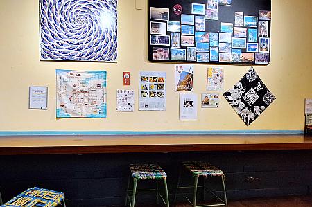 マンゴーかき氷を注文して、お金を払ったら店内へ。ほかのかき氷などを注文すると、その場で渡してくれますよ！