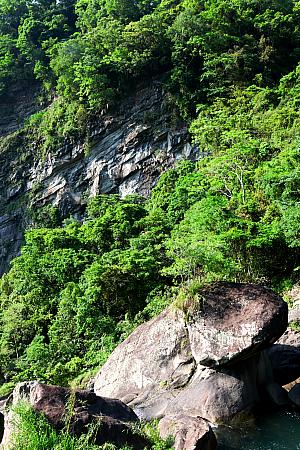 突然ですが、「青蛙石天空歩道」という場所を知っていますか？なんでも訪れるべき観光スポット100選に選ばれた場所なんです。