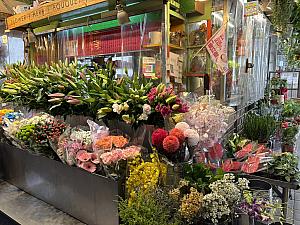 【台北観光】龍山寺で有名！「艋舺(萬華)」で訪れたい観光スポット5選 台北観光 台湾観光 萬華 艋舺 艋舺龍山寺 臺北就是香 青草巷 龍山寺 洛神花 台湾ハーブ茶 安安青草店 剝皮寮歷史街區 剝皮寮 tokyobikeCafe tokyobike 新富町文化市場 指定古跡 古跡 東三水街市場 華西街夜市 ビブグルマン 魯肉飯 小王煮瓜 刈包 源芳刈包 昶鴻麵點麵