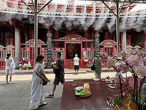 【台北観光】龍山寺で有名！「艋舺(萬華)」で訪れたい観光スポット5選 台北観光 台湾観光 萬華 艋舺 艋舺龍山寺 臺北就是香 青草巷 龍山寺 洛神花 台湾ハーブ茶 安安青草店 剝皮寮歷史街區 剝皮寮 tokyobikeCafe tokyobike 新富町文化市場 指定古跡 古跡 東三水街市場 華西街夜市 ビブグルマン 魯肉飯 小王煮瓜 刈包 源芳刈包 昶鴻麵點麵