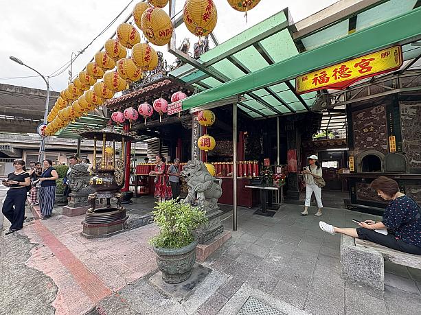 その後1983年に、当時の台北市長・李登輝氏の協力により、長沙公園の脇へと移築されました。
