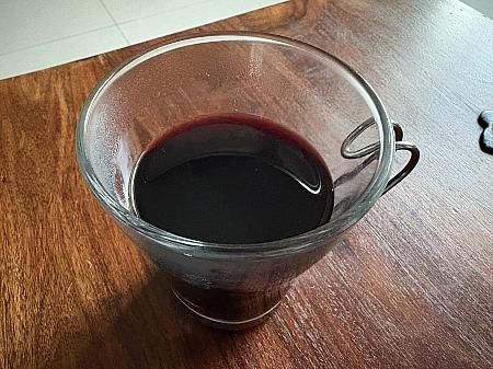 漢方のような香りがするのかな？と思いきや、シナモンの存在感強めで、かなり満足度の高いホットサングリアが完成しましたよ！