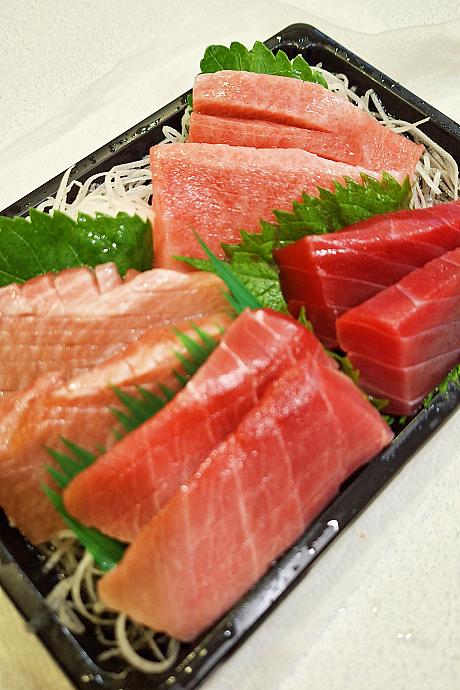 実は台北でのお留守番がどうしても食べたいということでナビもお持ち帰り！