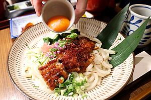 ③生卵も混ぜ合わせて