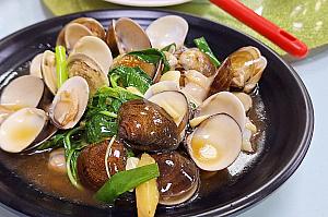 海鮮料理が充実しているレストランで昼食を！みんな大満足でペロリと平らげました