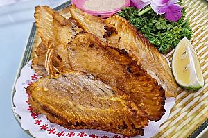海鮮料理が充実しているレストランで昼食を！みんな大満足でペロリと平らげました