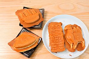 王船文化館にちなんだカステラ(雞蛋糕)