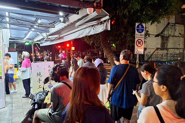 「糖品角屋」は地元民が普段使いに食べているお店だから、日本のガイドブックやネット上での紹介が少ないんですよね。ですが、実力は折り紙付き！