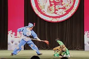 【台北観光】「タイペイ・アイ(臺北戯棚 Taipei EYE）」で台湾の伝統芸能「歌仔戲」を観よう！大人も子供も大満足の文化体験を！ タイペイ・アイ 臺北戯棚 TaipeiEYE 歌仔戲 台湾オペラ 台湾文化 台湾伝統芸能 台湾旅行 台湾観光 台北旅行 台北観光観劇