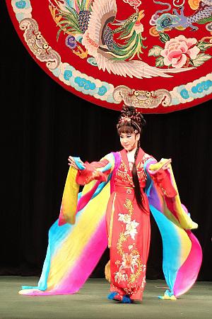 観て、体験して、感動して…大満足の伝統芸能が見られる「タイペイ・アイ(臺北戯棚)」は、子どもから大人まで楽しめる仕掛けがたくさん！ナビは今回初めて歌仔戲を観ましたが、楽しい時間を過ごせて大満足でした。ぜひ行ってみてください！
