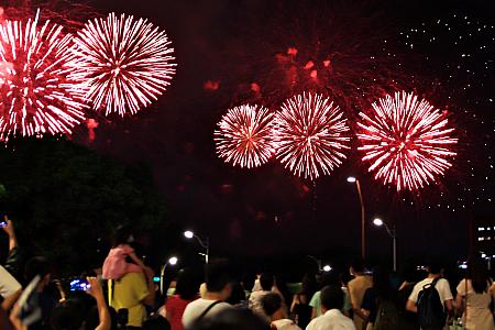北門前の広場からはこんな風に撮影できます