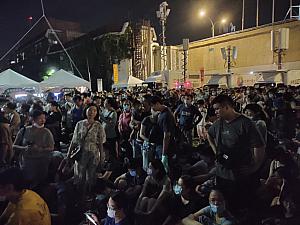大稻埕碼頭貨櫃市集(PIER5 大稻埕埠頭コンテナマーケット)