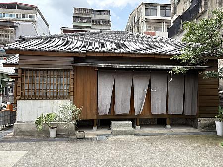 【台北スポット】日本統治時代の公設市場の跡地「新富町文化市場U-mkt」が映える！楽しい！おいしい！最高♡ 新富町文化市場 U-mkt 公設市場 昼飲み 萬華世界下午酒場 東三水街市場tokyobikeCafe