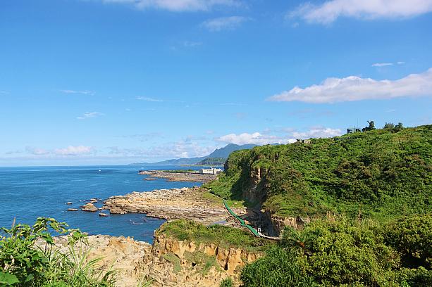 公園内の高台からはパノラマなオーシャンビューが望める絶景も！