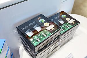 展望台フロアにあるスーベニアショップは気になるお土産いっぱい！