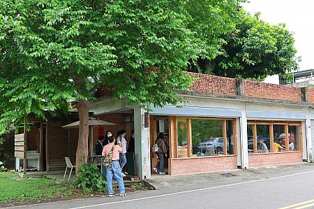 【新竹グルメ】内湾トリップの寄り道スポット！「晌午粄食」で野生艾草粄(ヨモギ餅)作りに挑戦しました！ 晌午粄食 艾草粄 ヨモギ餅 ミシュランガイド ビブグルマン 新竹グルメ 客家グルメ 新竹旅行内湾