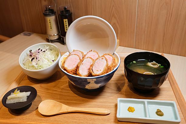 食材選びから調理法、見せ方にいたるまで細部にこだわった「かつ丼屋 勝急」は、「台湾の人々に愛される日本のかつ丼」を見事に実現しています。長年にわたり数々の日本飲食ブランドを台湾へと導いてきた「慕里諾國際餐飲集團」の着眼点にも、感心したナビでした！台湾で和食が恋しくなったら、ここへ駈け込んでみてはいかが？