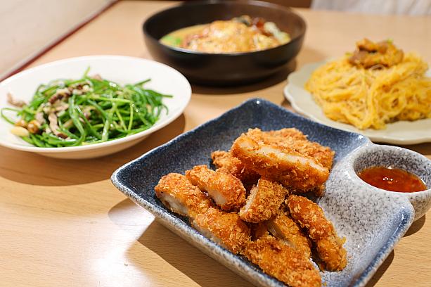 どれも美味！1つ1つのポーションはそう多くないので、2～3人でシェアしてもいろいろ食べられるのがうれしいですね。おまけにお手頃価格！サービス料もありません。