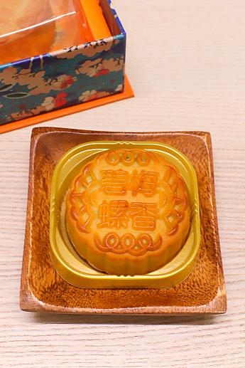 そう、中秋節のギフトは何だっていいんですよね、日頃のお礼の気持ちがこもっていれば！というわけで……「中秋節快樂!!」