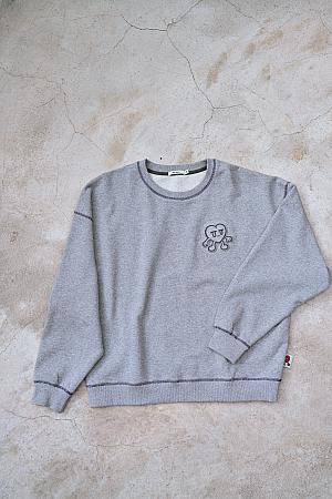 KURT聯名凹凸愛心造型長袖上衣 | 灰／黑 | M／L | 2290元