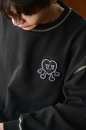 KURT聯名凹凸愛心造型長袖上衣 | 灰／黑 | M／L | 2290元