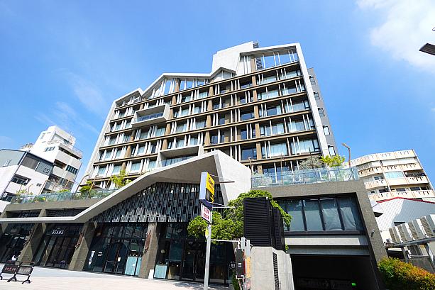 台湾で人気の観光都市、台南。高鉄を使えば台北からの日帰り旅行もできますが、どうせなら宿泊してのんびり過ごしてみませんか？そこでおすすめしたいのが「U.I.J Hotel＆Hostel-友愛街旅館」です。