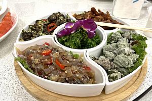 毎食、おいしい海鮮が食べられるのがうれしい！