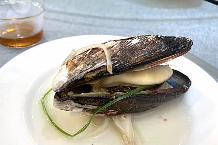 この先の食事でほぼ毎回登場した馬祖の名産「淡菜(ムール貝)」！台湾では馬祖でしか獲れないそうです