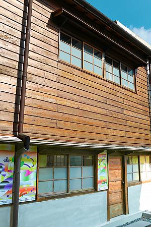 「嘉義文學館：東門町1923」は、映画「KANO」の投手像のある噴水圓環や東門圓環からすぐ。嘉義旅行の際には訪れてみてはいかがですか？