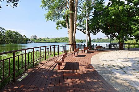 写真を抑えてなかったのが申し訳ないのですが、「三信觀景台」は東屋です。そのため、急な雨の雨宿りや休憩スポットとしても利用価値ありです。もちろんここからの景色が素晴らしいので晴れの日でも訪れてみてくださいね。