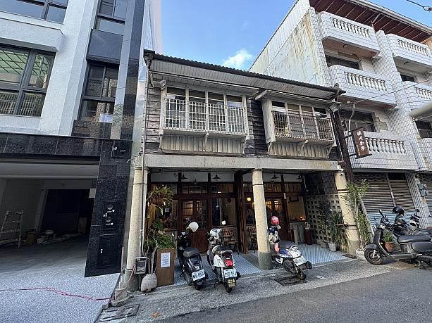 昭和初期の空間に戻って、お茶やスイーツを楽しみたい方、路地を入った隠れ家的カフェで空間を楽しみたい方に特におすすめします！ナビはパフェを食べにリベンジしに来るぞ！と心に決めています。