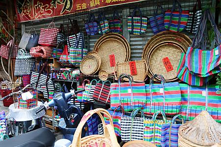 嘉義東市場ほかにも気になる店がた～くさん！歴史を感じながら散策してみませんか？