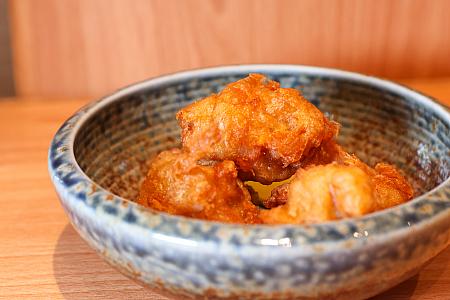 さらに、から揚げと玉子焼きがついてくる満腹コースになっています。