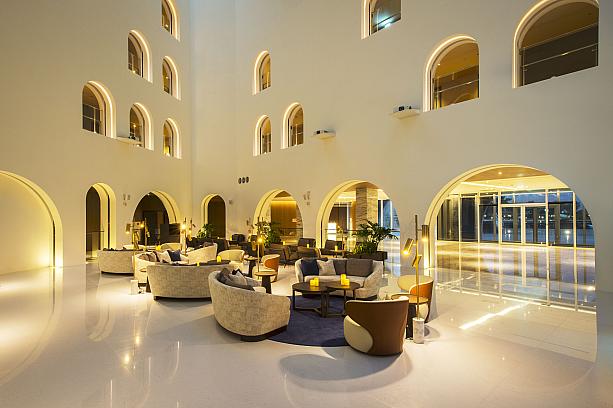 【台湾観光ツアー】淡水＆八里を巡るペア日帰り旅！アフタヌーンティーも楽しめるとっておきプランを紹介！ 淡水 八里 滋爆米花觀光工廠 ポップスマイルポップコーン工場 齊柏林空間 齊柏林 福容大飯店 フーロンホテル 將捷金鬱金香酒店 将捷金鬱金香酒店 登峰魚酥山焙