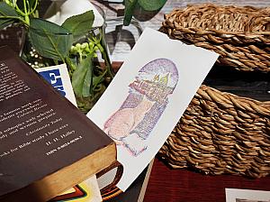 無料でできるカードのDIY体験もありました。スタンプを押すたびに重ね刷りしているみたいなカードが作れちゃうんです♡