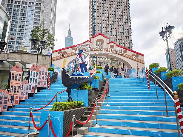 今年は気合を入れて真っ昼間から乗り込みました！