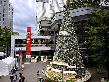 レトロな機関車、ショー中は動く！らしい
